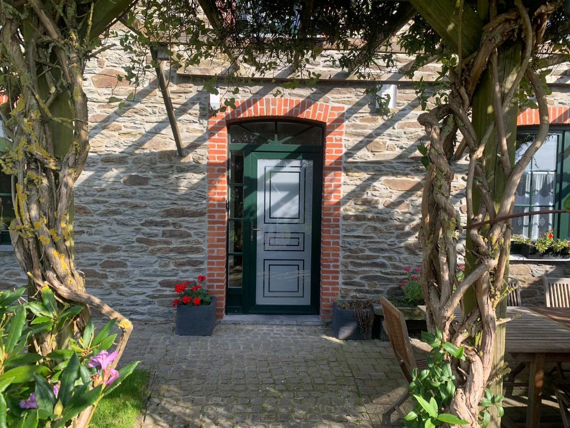 Pretty Farmhouse In Houffalize With Courtyard Kültér fotó