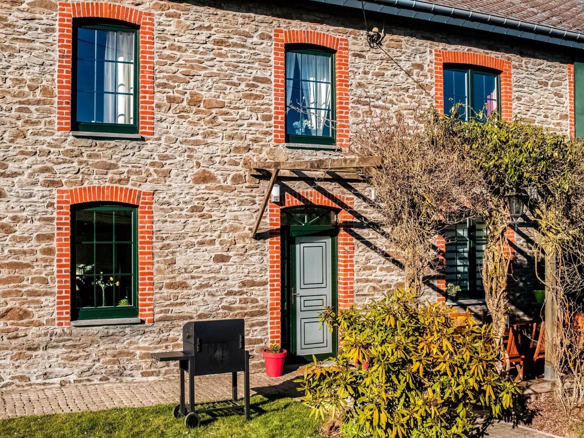 Pretty Farmhouse In Houffalize With Courtyard Kültér fotó